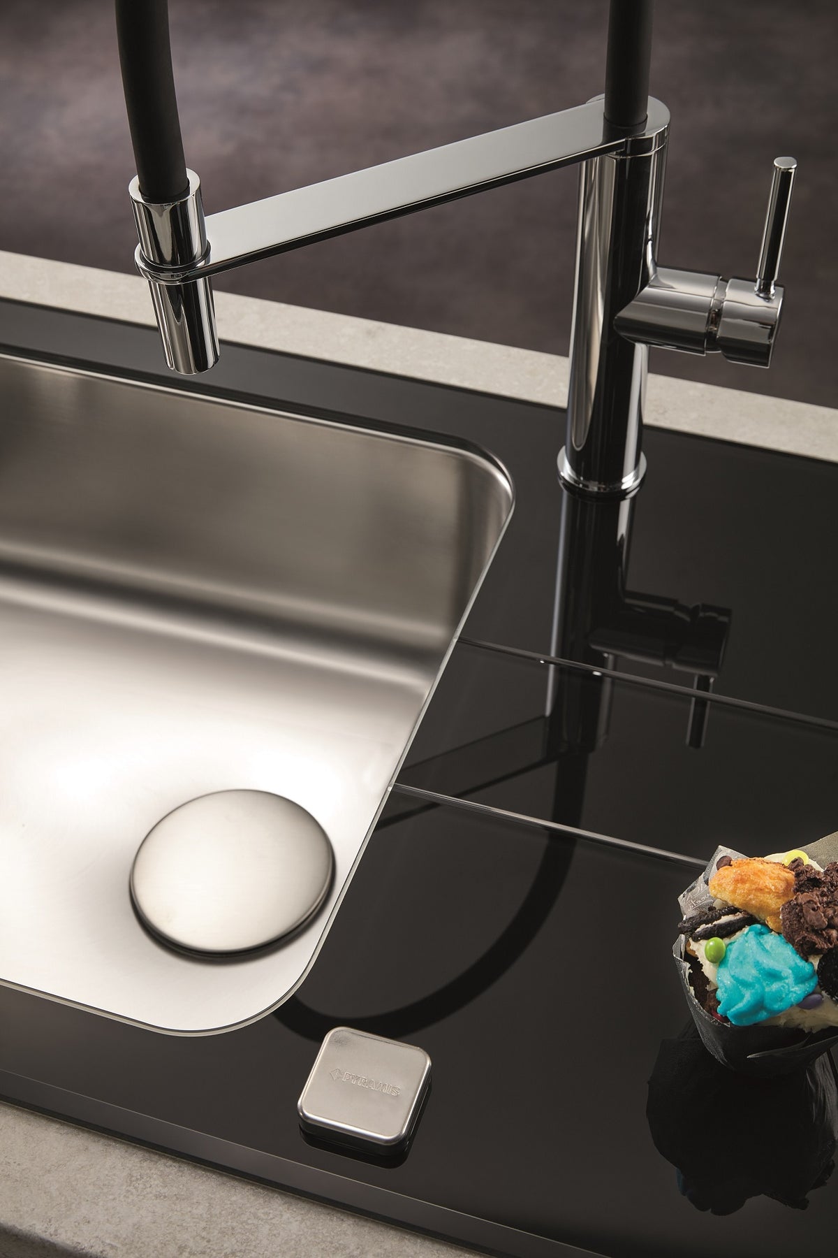Chiuveta Pyramis CONCERTO 100x50 1 1/2B 1D Black Glass & Inox