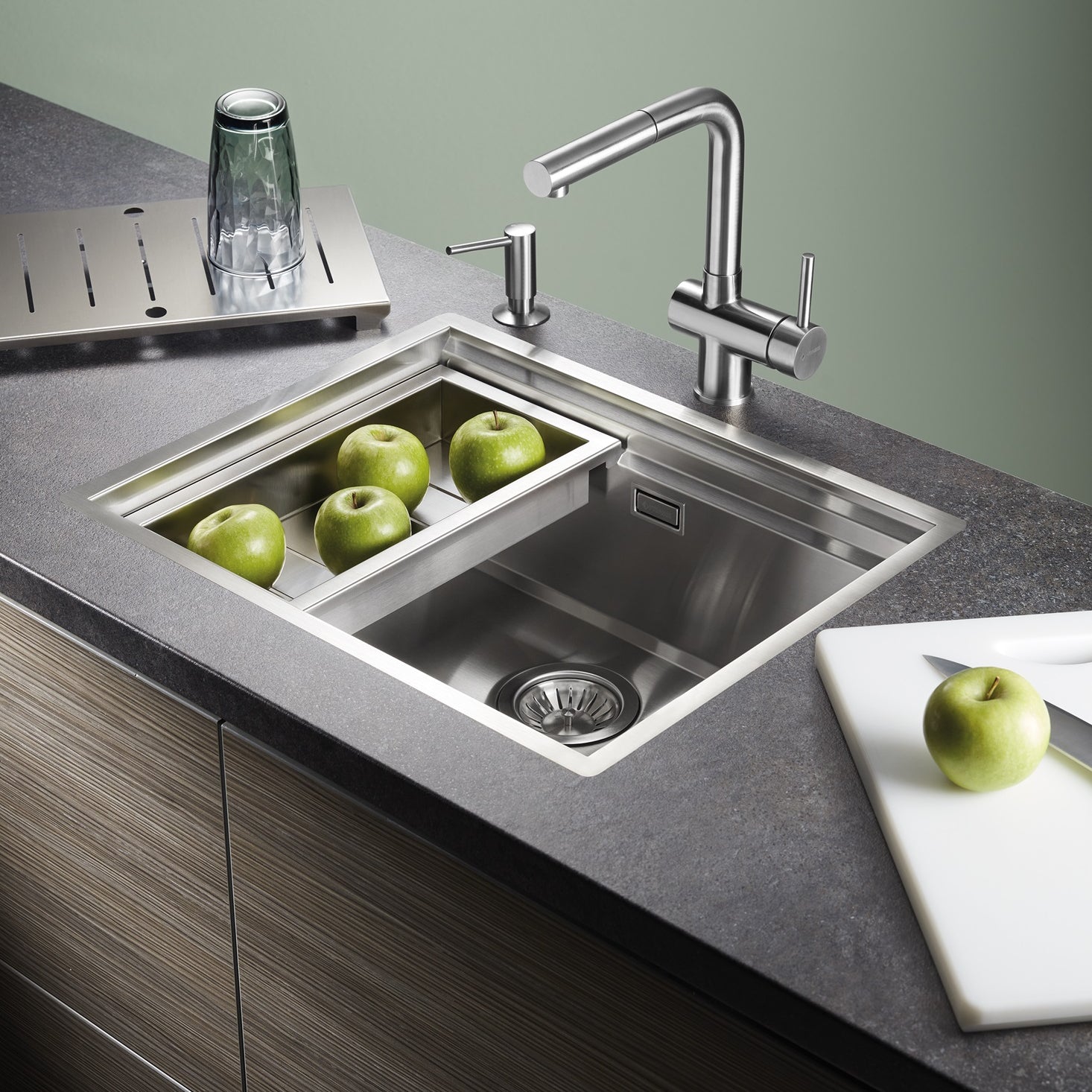 Strecuratoare 205x375x100mm pentru chiuvetele din gama ZEUS